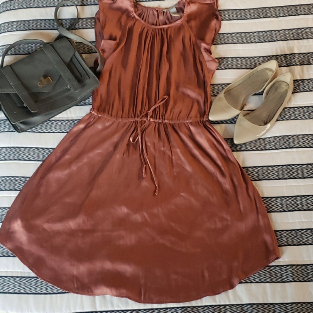 Cap sleeved silk dress